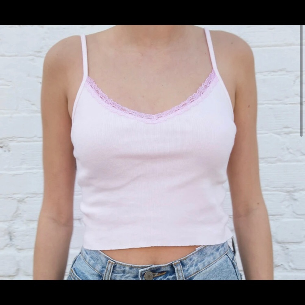 Adorable pink cami top 💖